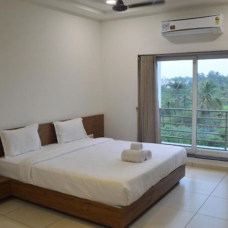 Hotel Revive Veraval Εξωτερικό φωτογραφία
